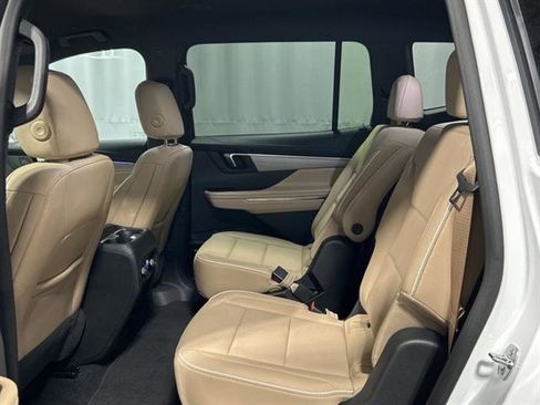 New 2026 Buick Enclave Preferred w/ Power Package image 15