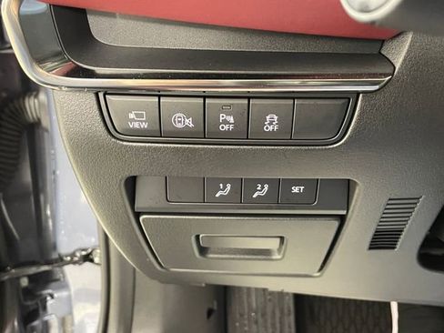 Certified 2025 MAZDA MAZDA3 Hatchback w/Premium Plus Pkg image 17