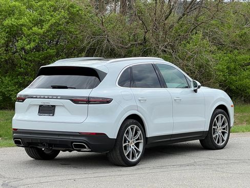 Certified 2020 Porsche Cayenne image 6
