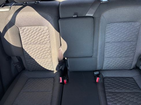 Used 2021 Chevrolet Equinox LT image 5