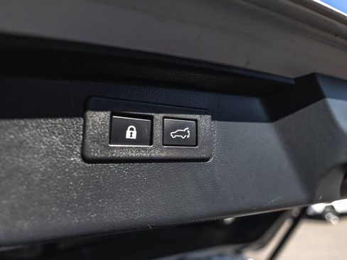 Used 2021 Subaru Outback Limited image 33