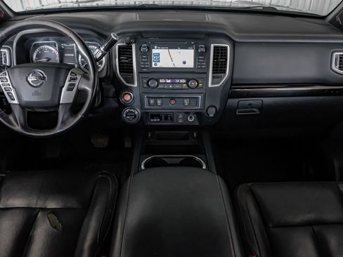 Used 2018 Nissan Titan SL w/ Midnight Edition AWD/4WD image 12