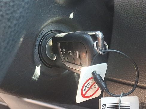 Used 2023 Toyota Corolla LE FWD image 23