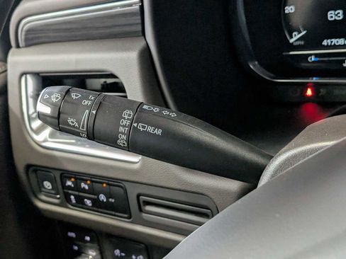 Certified 2024 GMC Yukon XL SLT image 29