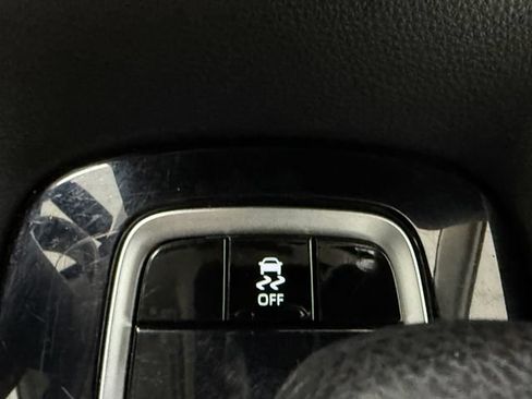Used 2024 Toyota Corolla LE FWD image 18