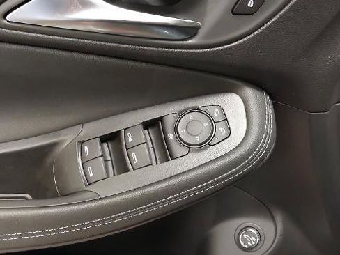 New 2026 Buick Encore GX Preferred AWD/4WD image 25