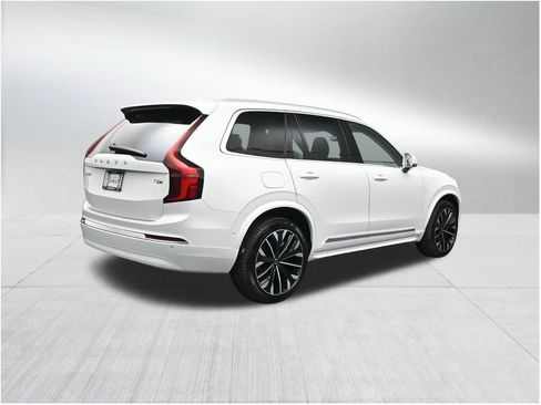 New 2026 Volvo XC90 T8 Ultra w/ Protection Package Premier AWD/4WD image 5