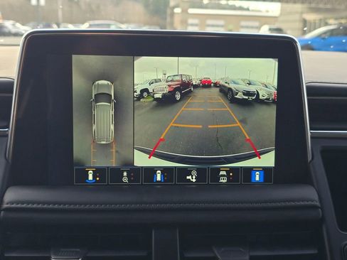 Used 2023 Chevrolet Tahoe Z71 w/ Luxury Package image 27