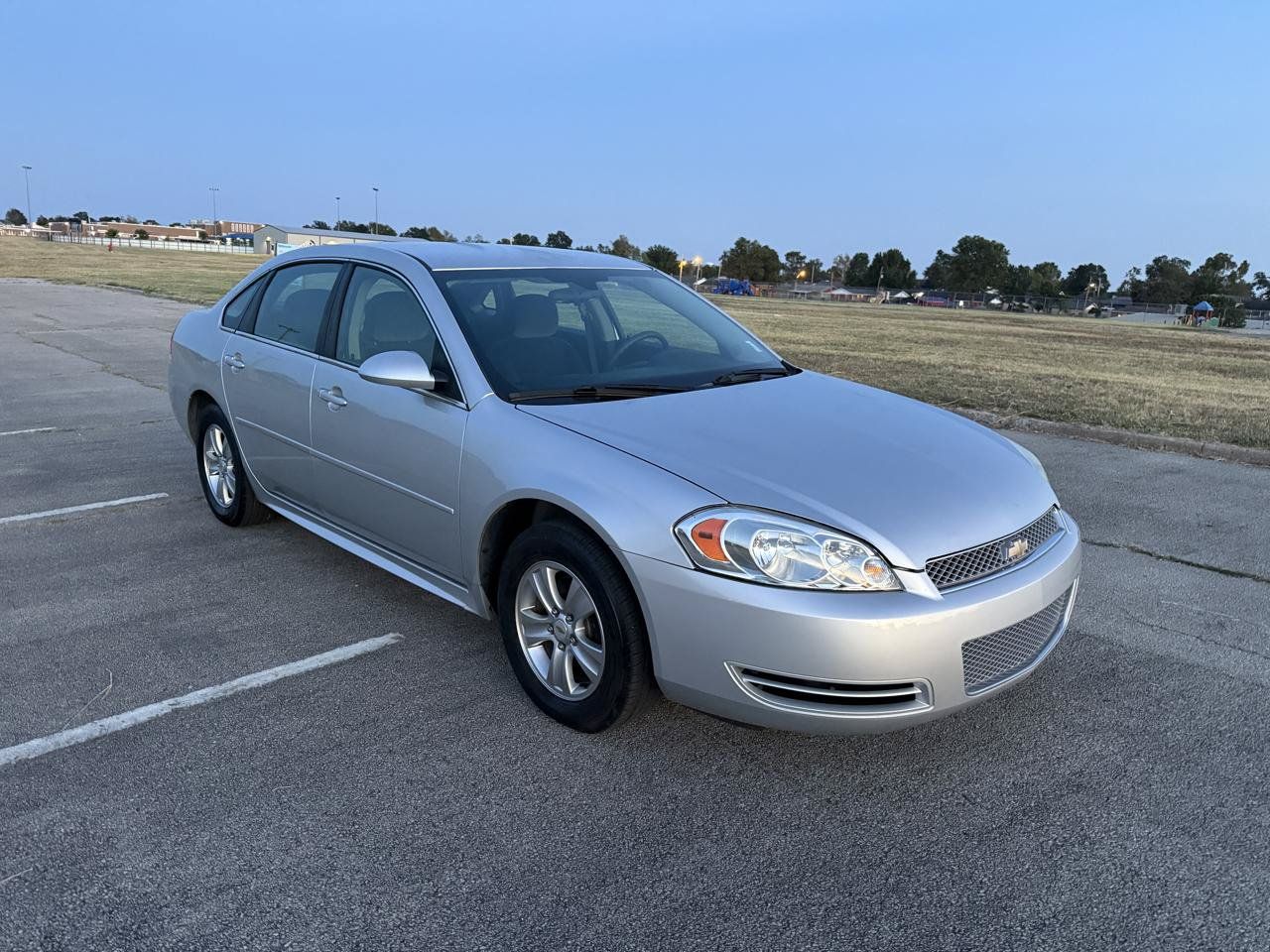 Used 2015 Chevrolet Impala Limited LS FWD image 2