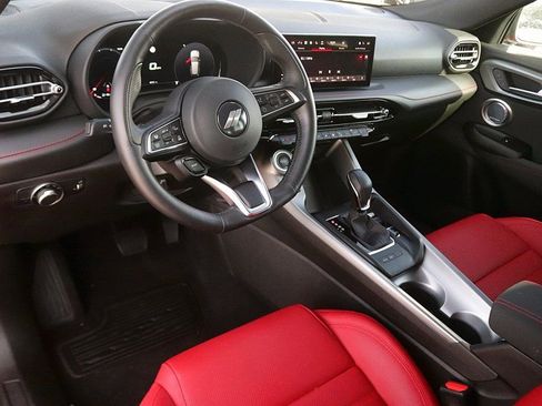 Used 2024 Dodge Hornet GT image 14