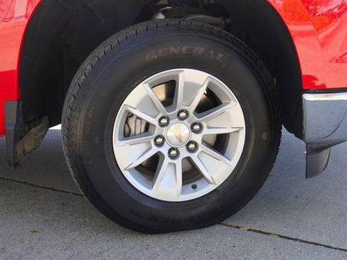 Certified 2025 Chevrolet Silverado 1500 LT RWD image 26