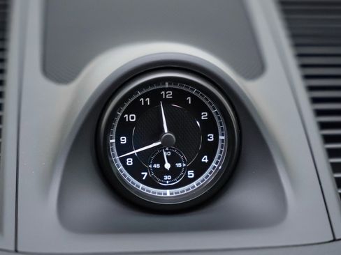 Certified 2025 Porsche Macan image 21