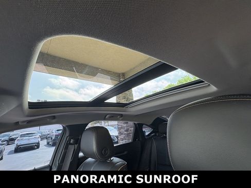 Used 2017 Chevrolet Impala Premier w/ Enhanced Convenience Package FWD image 27