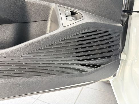 Certified 2024 Volkswagen Jetta SE image 21