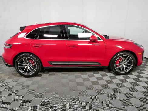 Certified 2022 Porsche Macan S AWD/4WD image 26