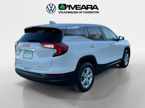 Used 2024 GMC Terrain SLE image 5