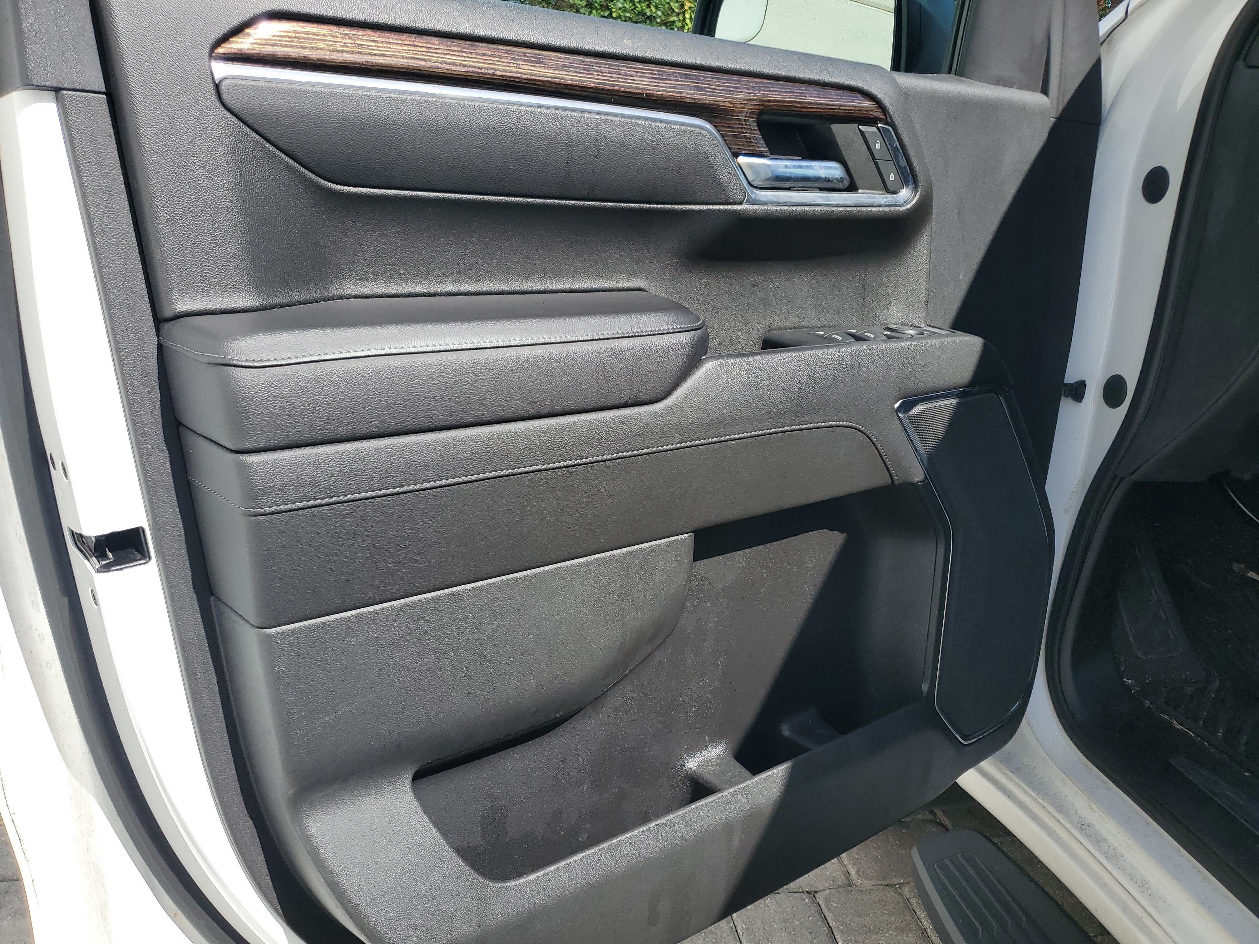 Used 2022 GMC Sierra 1500 Elevation RWD image 8