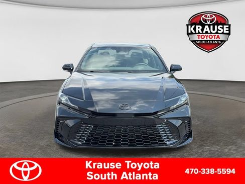 New 2026 Toyota Camry Hybrid w/ Multimedia Upgrade Package FWD image 2