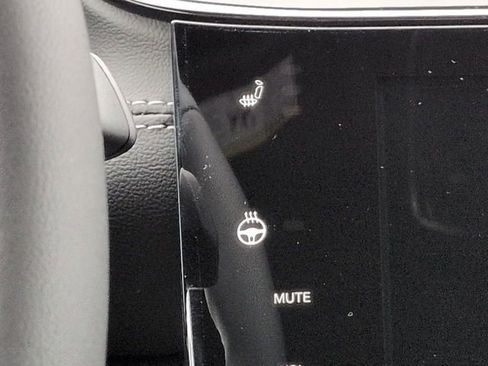 New 2026 Jeep Grand Cherokee Altitude RWD image 22