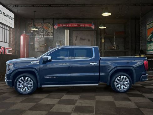 Certified 2023 GMC Sierra 1500 Denali w/ Denali Reserve Package AWD/4WD image 6