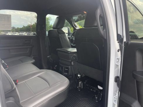 Used 2024 RAM 2500 Tradesman w/ Chrome Appearance Group AWD/4WD image 43