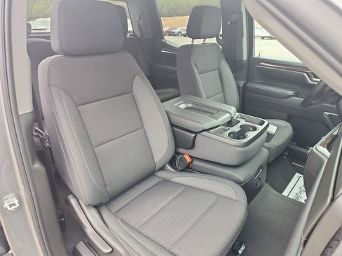 Used 2025 Chevrolet Silverado 1500 LT image 42