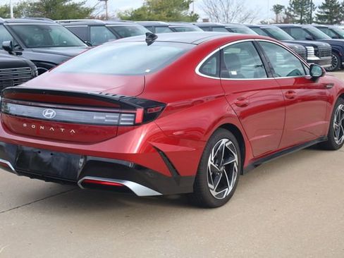 Used 2024 Hyundai Sonata SEL w/ Convenience Package image 4