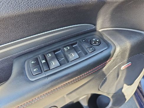 Used 2018 Dodge Durango GT w/ Premium Group AWD/4WD image 19