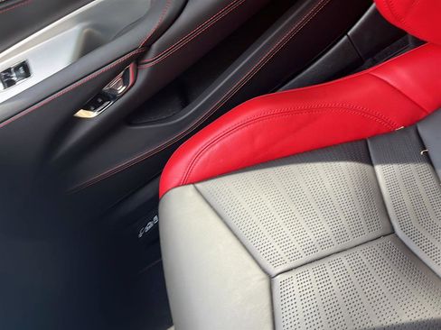 Used 2020 Chevrolet Corvette Stingray Premium Cpe w/ 3LT Preferred Equipment Group image 7