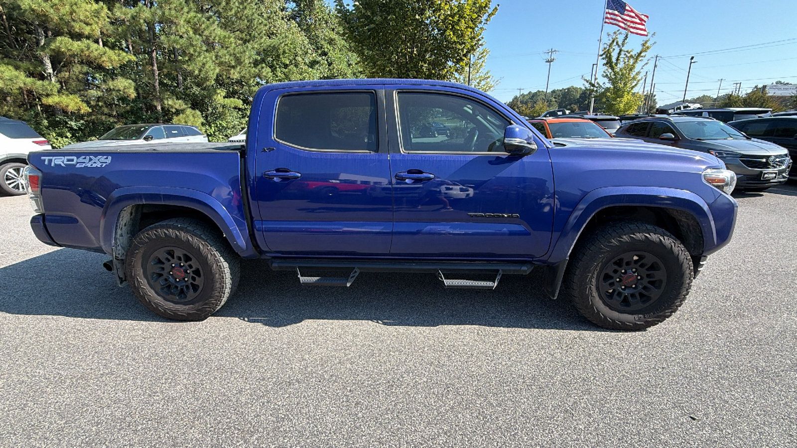 Used 2023 Toyota Tacoma TRD Sport w/ Advanced Technology Package AWD/4WD image 7