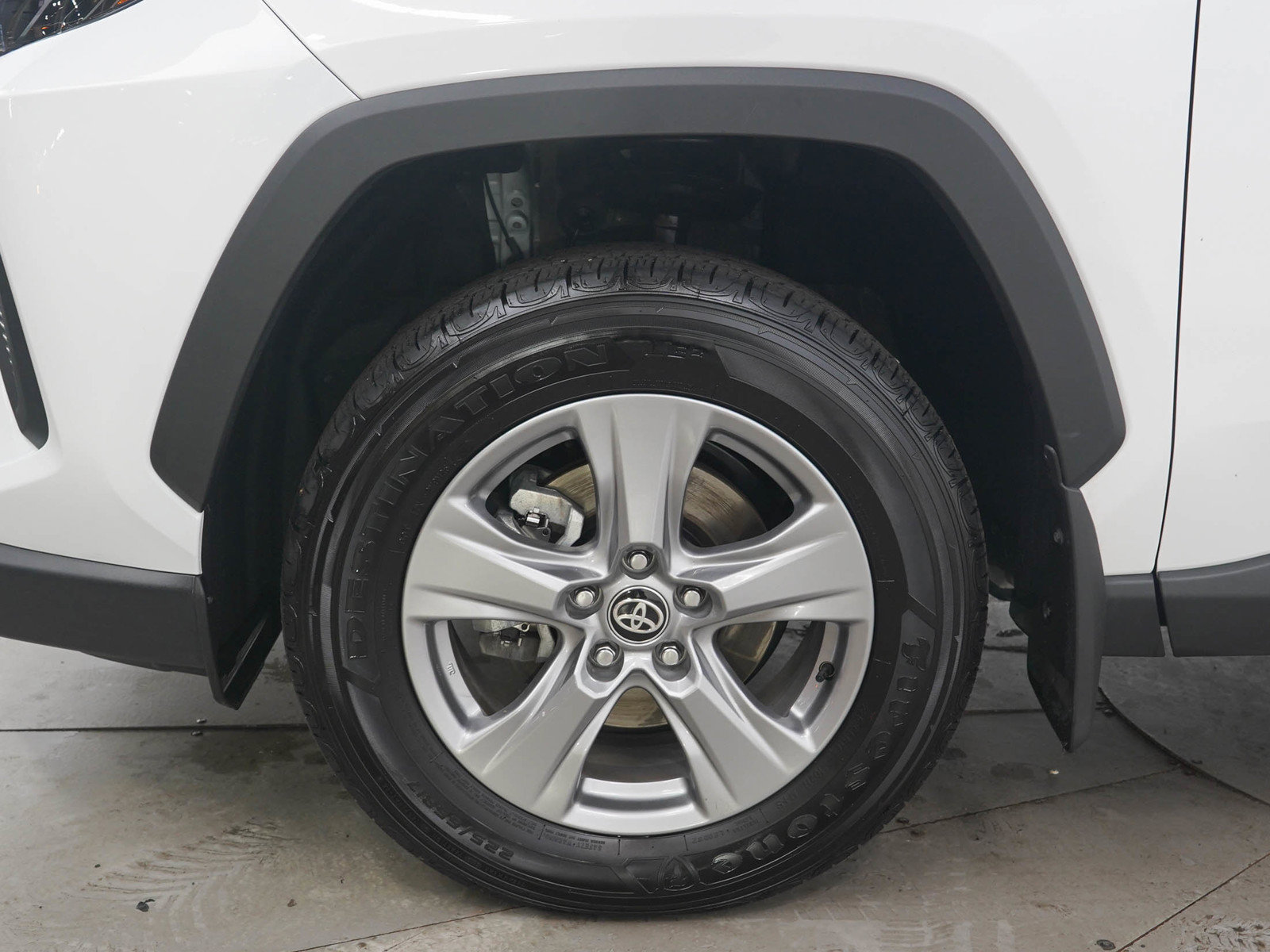 Used 2024 Toyota RAV4 XLE w/ Convenience Package AWD/4WD image 29
