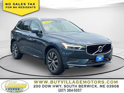 Used 2019 Volvo XC60 T5 Momentum w/ Multimedia Package