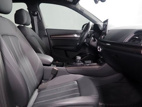 Used 2023 Audi Q5 2.0T Premium Plus w/ S Line w/ Premium Plus Package AWD/4WD image 15