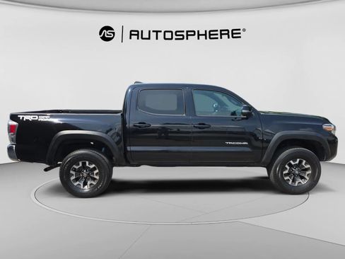 Used 2022 Toyota Tacoma TRD Off-Road RWD image 10