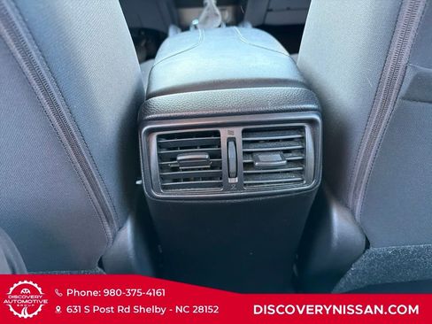 Certified 2021 Nissan Rogue Sport S image 33