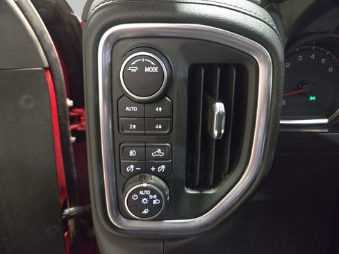 Used 2020 Chevrolet Silverado 1500 LT Trail Boss image 26