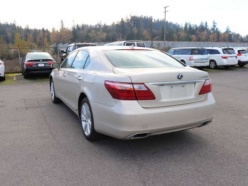 Used 2011 Lexus LS 600h L image 7