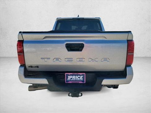 Used 2024 Toyota Tacoma TRD Off-Road image 6