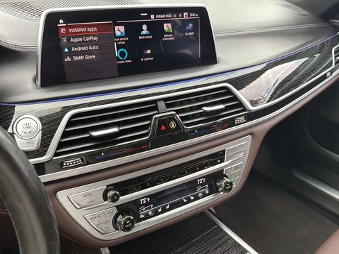 Used 2020 BMW 750i xDrive w/ Executive Package AWD/4WD image 10