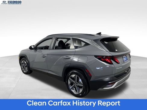 Certified 2025 Hyundai Tucson SEL FWD image 3