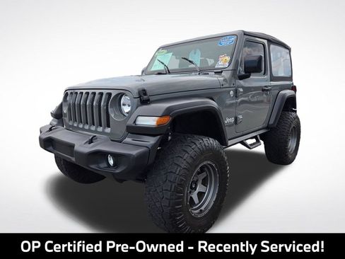 Used 2021 Jeep Wrangler Sport AWD/4WD image 3