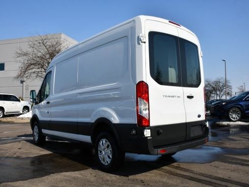 Used 2015 Ford Transit 350 148 Medium Roof image 5