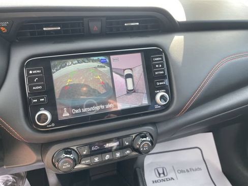 Used 2023 Nissan Kicks SR w/ SR Premium Package FWD image 21