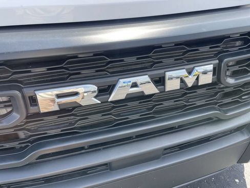 Used 2026 RAM ProMaster 2500 w/ Convenience Group FWD image 12