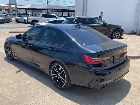 Used 2022 BMW M340i RWD image 4