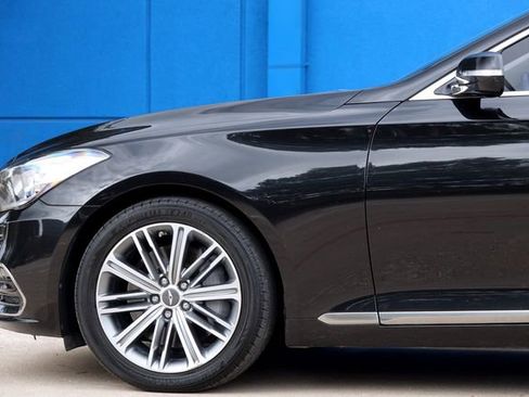 Used 2018 Genesis G80 3.8 image 29