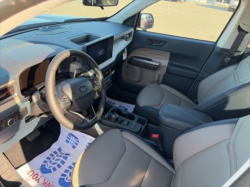 New 2025 Ford Maverick Lariat image 17