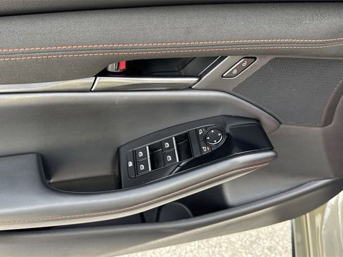 Certified 2024 MAZDA MAZDA3 s image 40