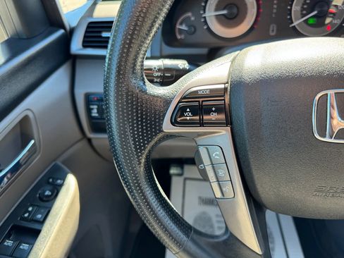 Used 2017 Honda Odyssey SE image 30