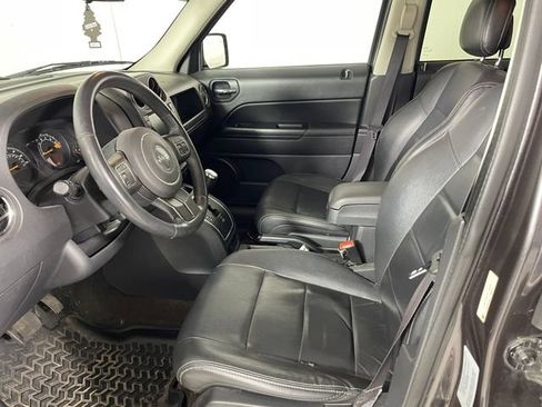 Used 2015 Jeep Patriot High Altitude AWD/4WD image 2